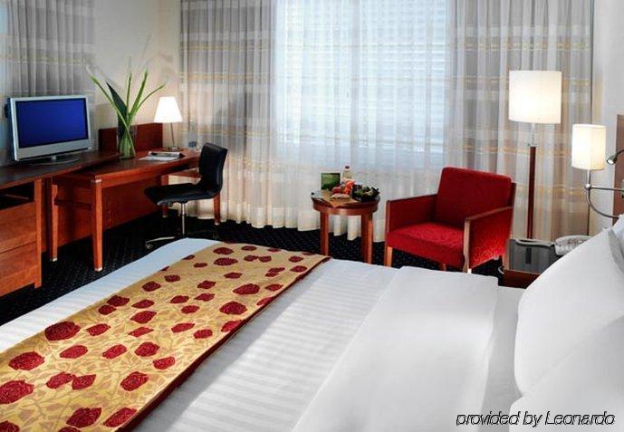 Courtyard By Marriott Nord 4*