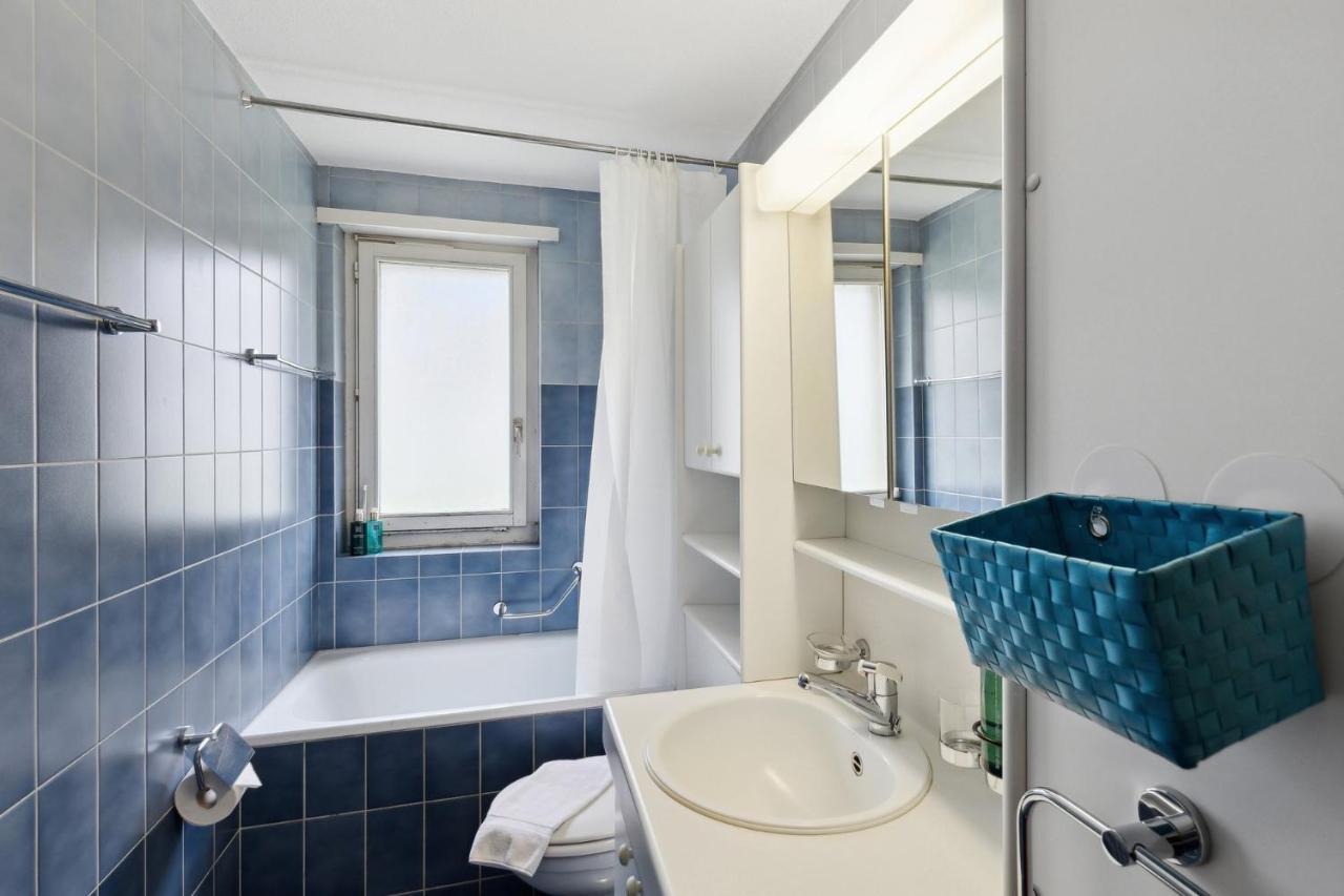 Urban Charm: Your Comfy Close To The *