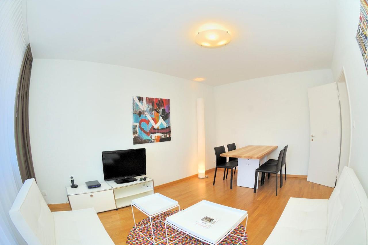 Apartment Cozy 1br Near With Balcony - Mill 422