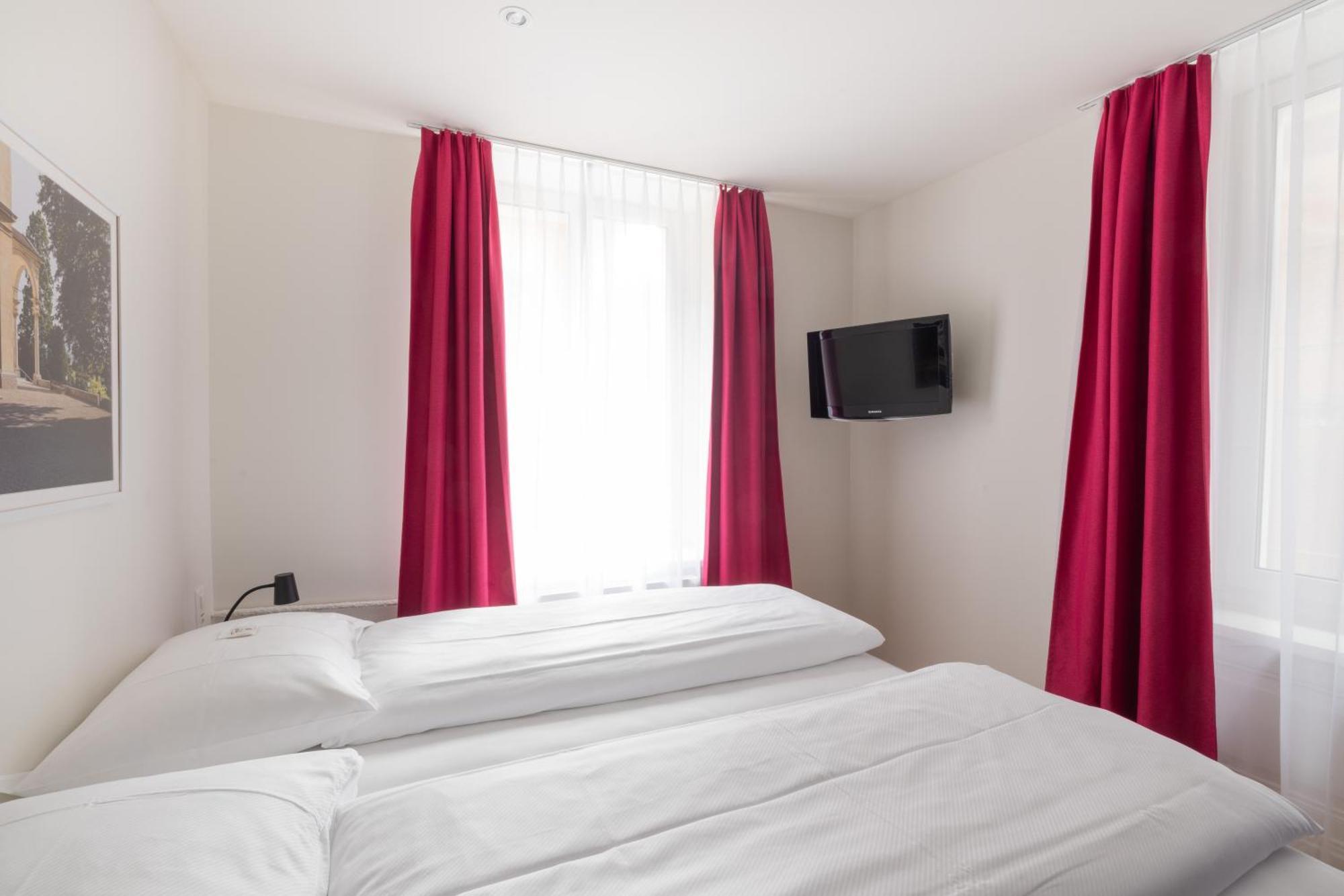 Fred Hauptbahnhof - Self Check-in Zurich