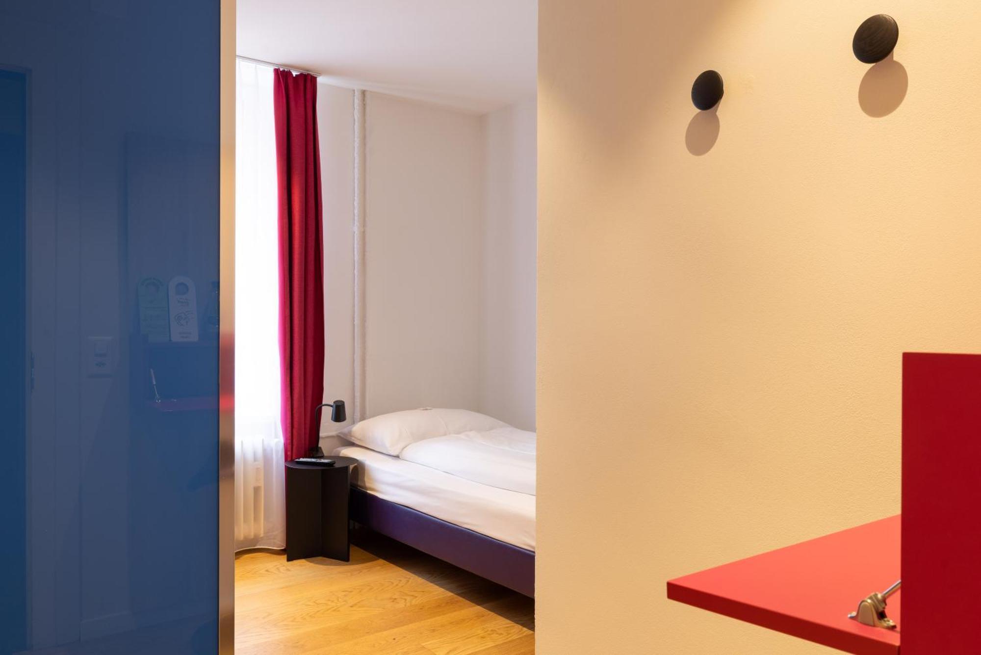 Casa de hóspedes Fred Hauptbahnhof 2*