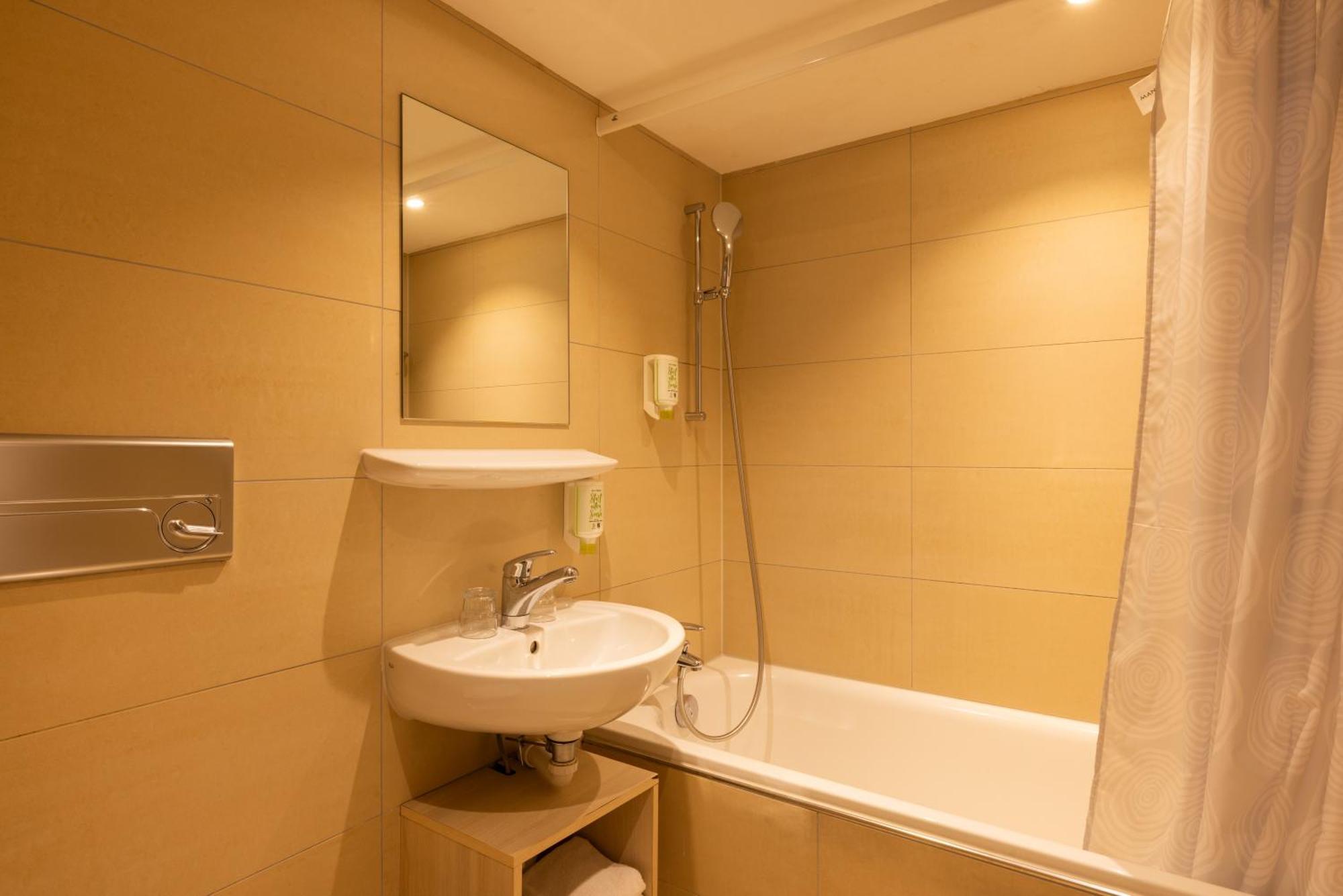 Fred Hauptbahnhof - Self Check-in Hotel 2*