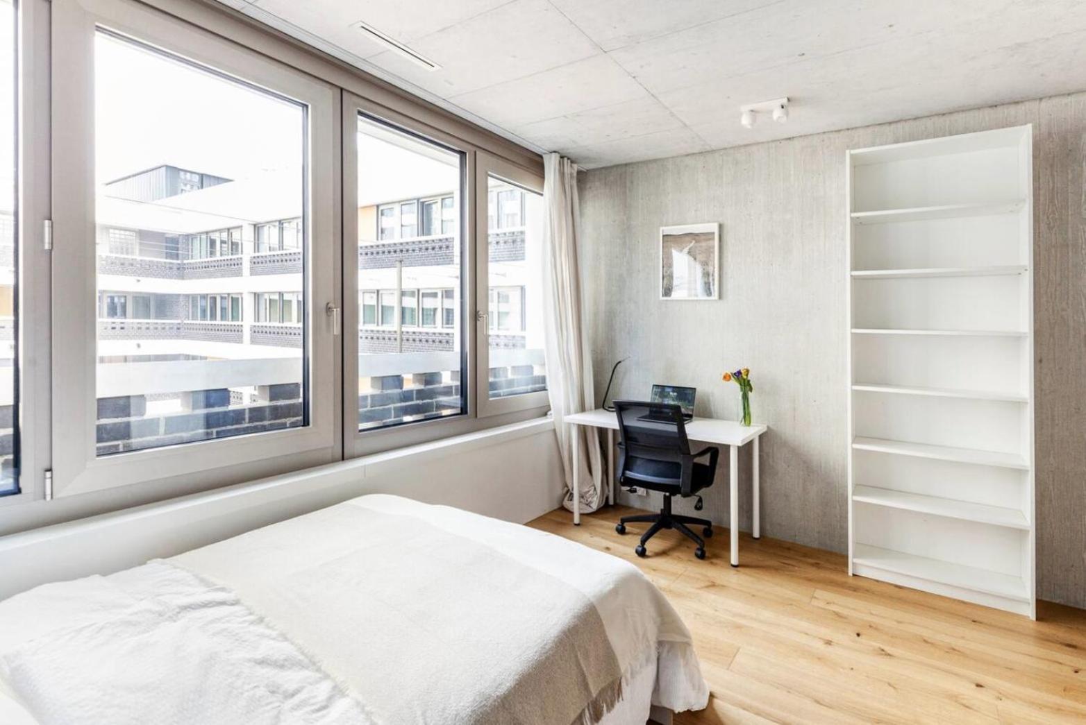 Designer-maisonette Im Industrie Chic 3,5 Apartment