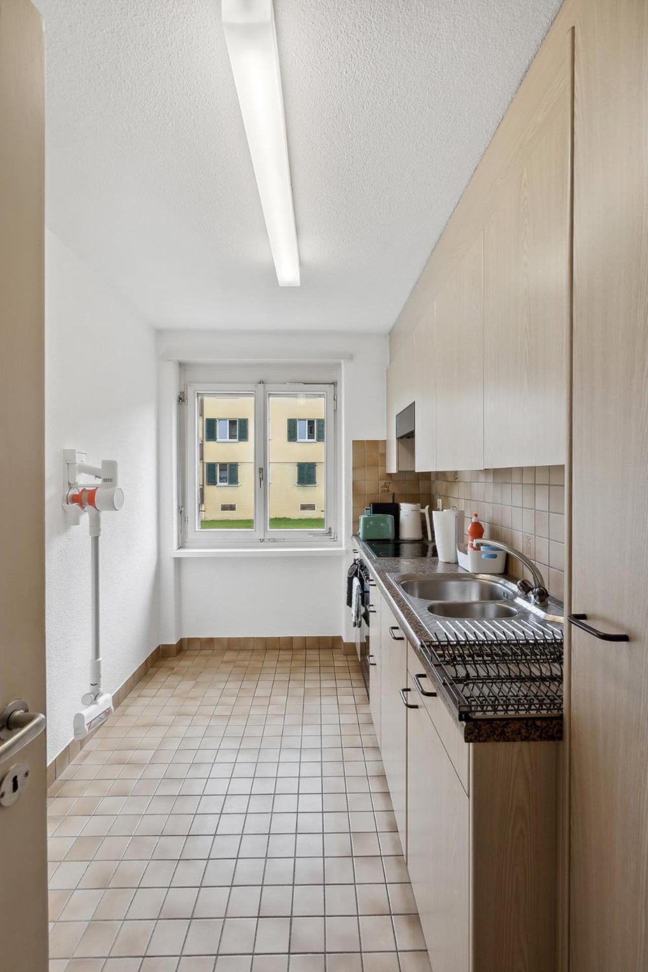 Apartment Cozy 2 Bedroom In *
