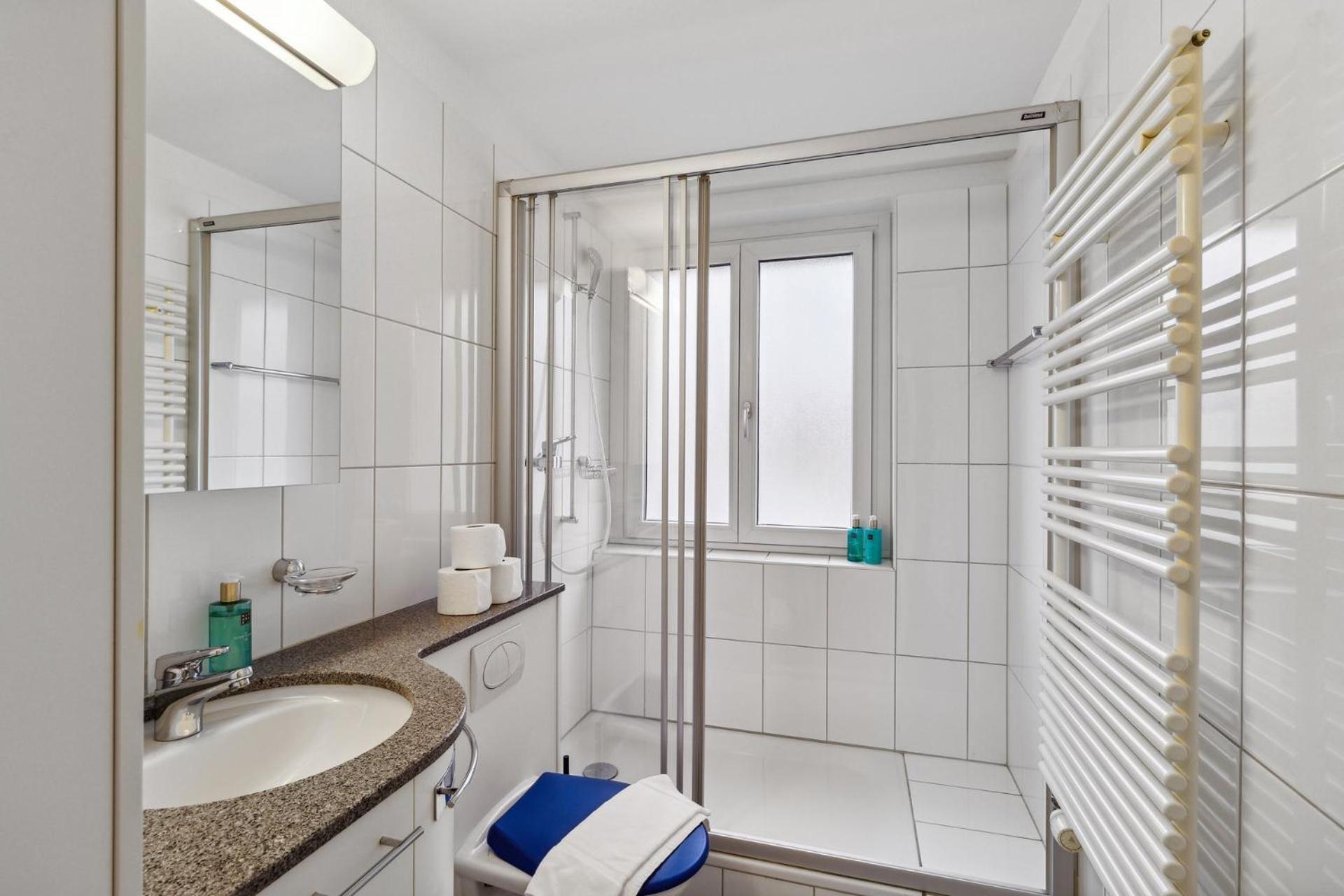 Apartment Practical 17'away From The Center Zurich