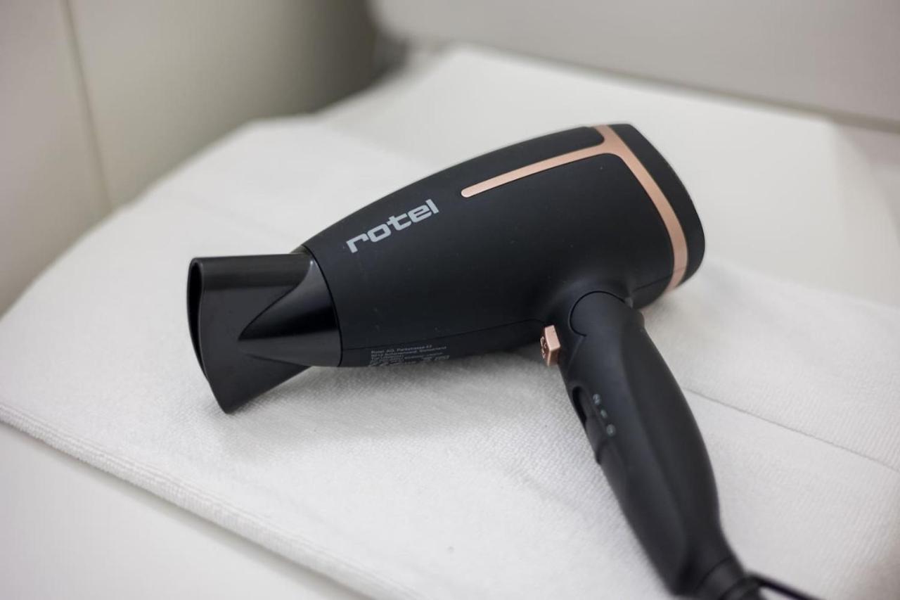 Urban Oasis With Queen Bed And View Be-39 * Zurich