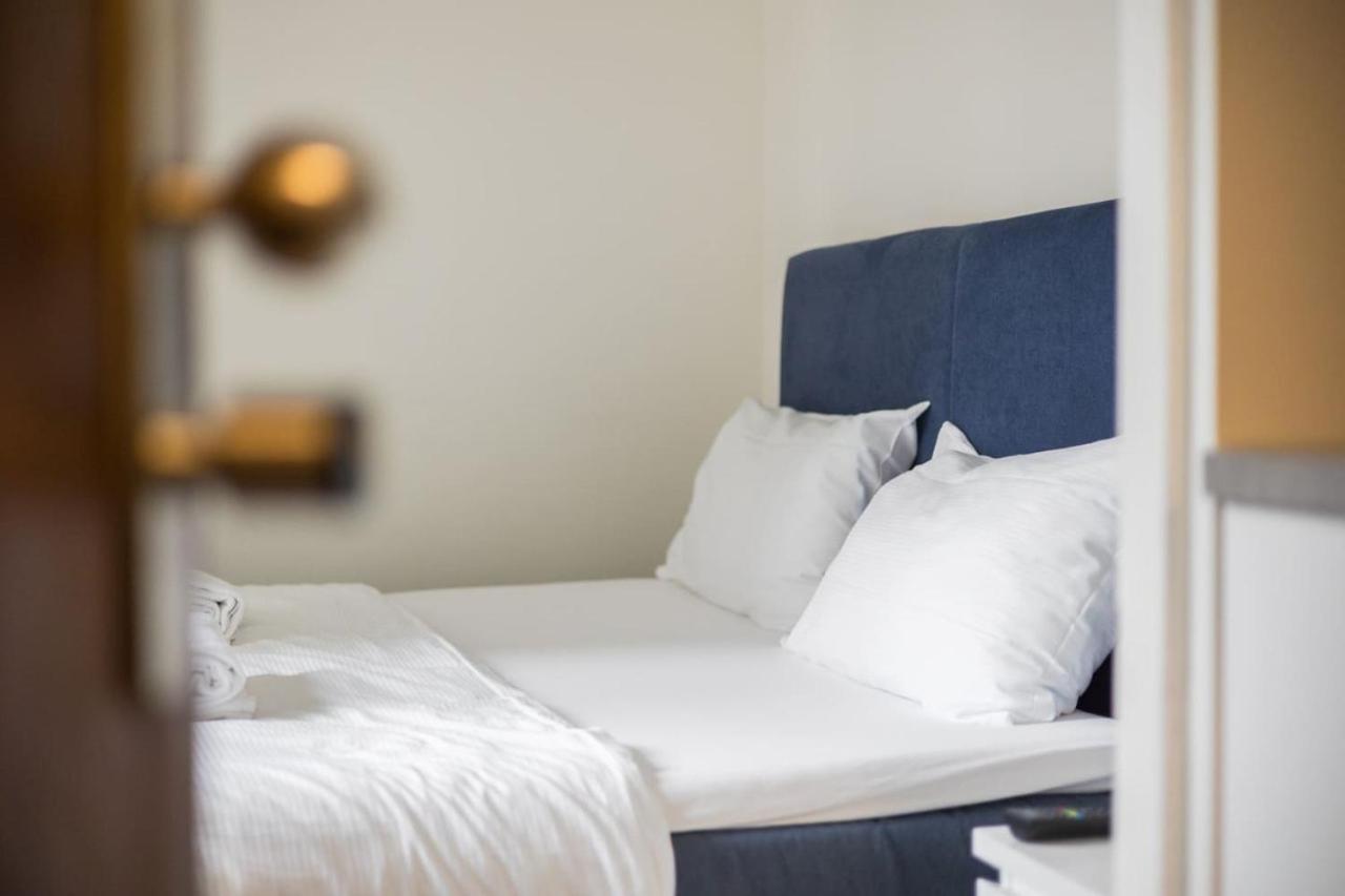 Apartment Urban Oasis With Queen Bed And View Be-39 *