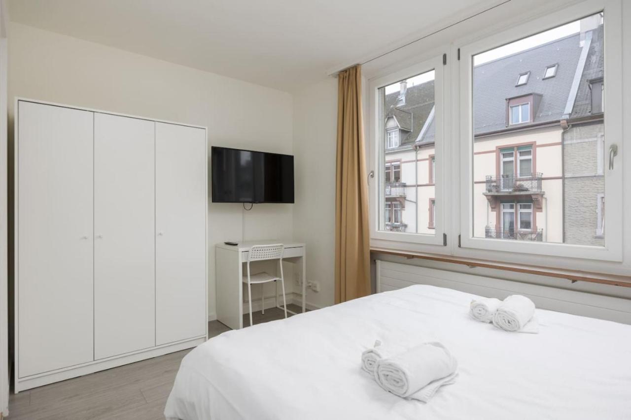 Urban Oasis With Queen Bed And View Be-48 Zurich