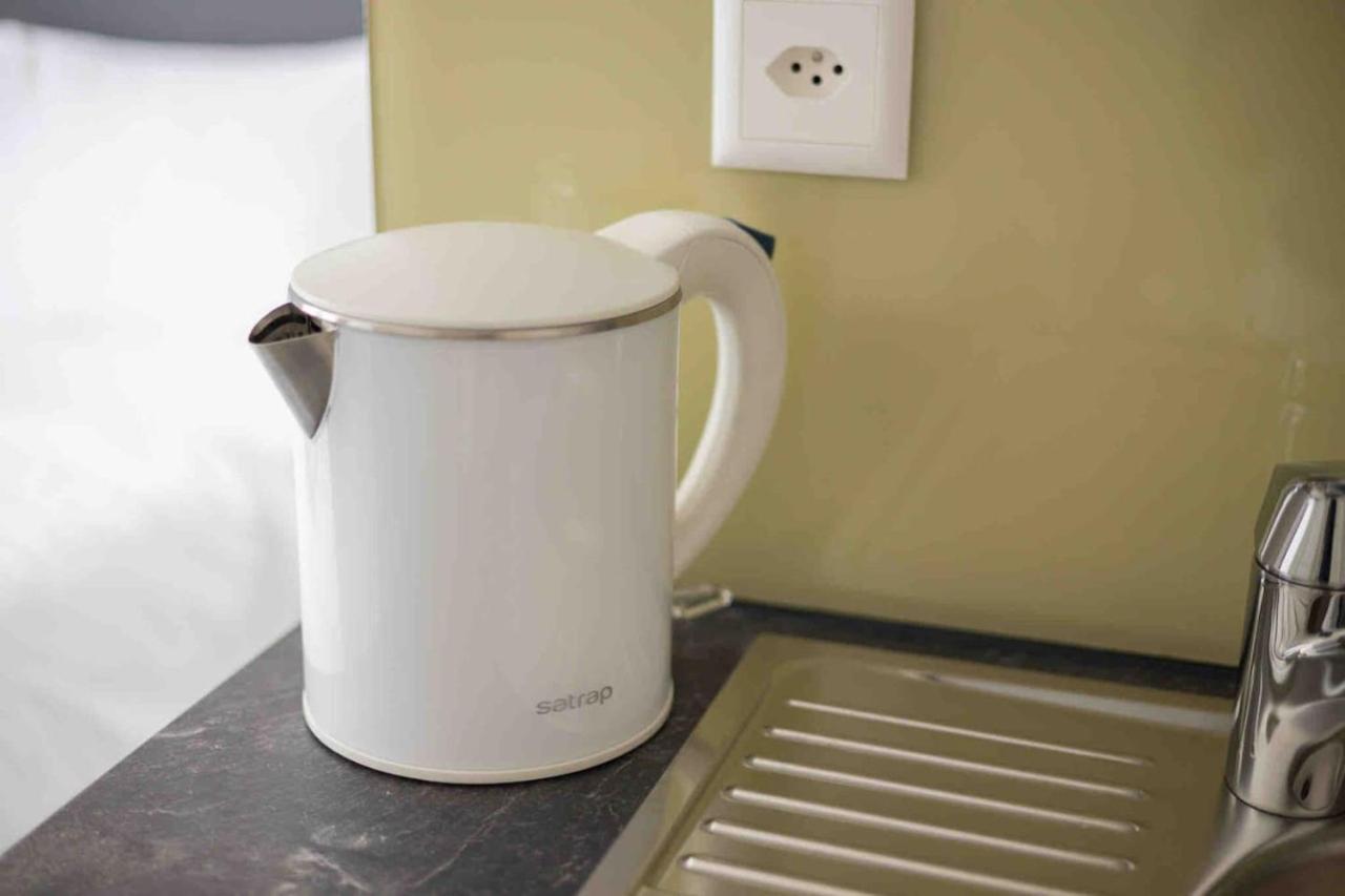 Apartment Urban Oasis With Queen Bed And View Be-33