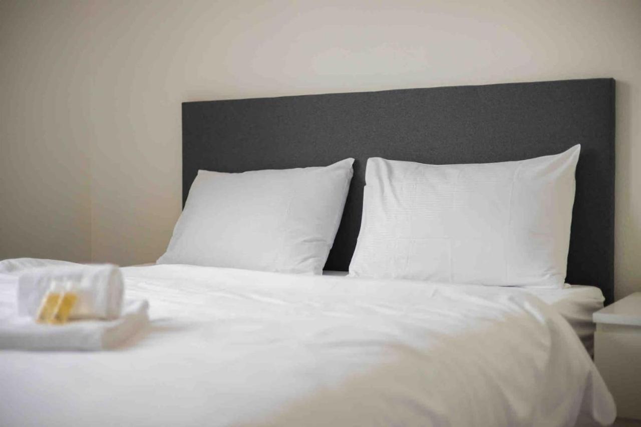 Urban Oasis With Queen Bed And View Be-33