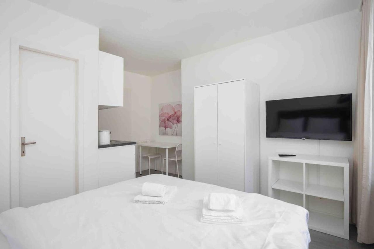 Urban Oasis With Queen Bed And View Be-33 * Zurich