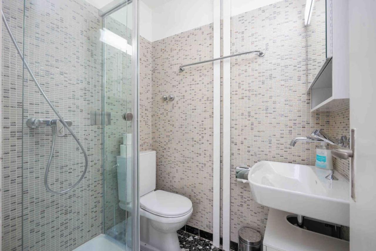 Urban Oasis With Queen Bed And View Be-33 * Zurich