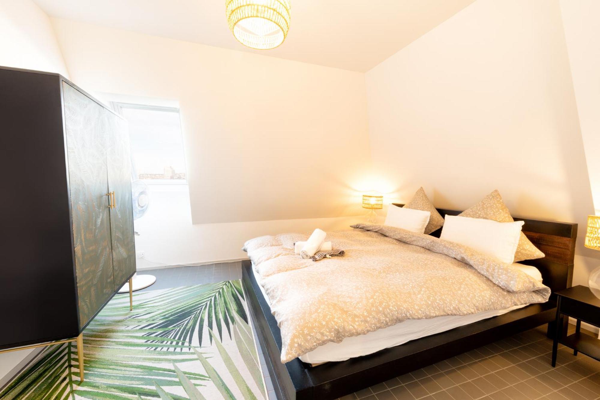 Urban Rooftop Getaway *