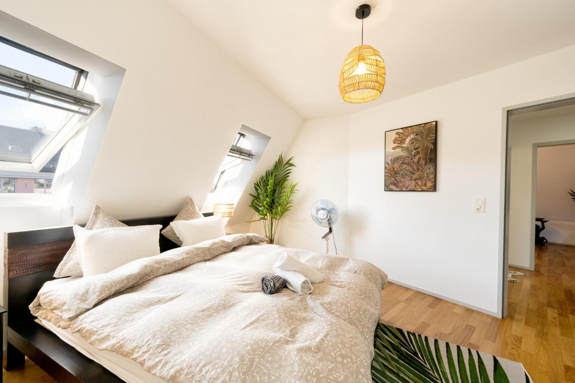 Apartment Urban Rooftop Getaway *