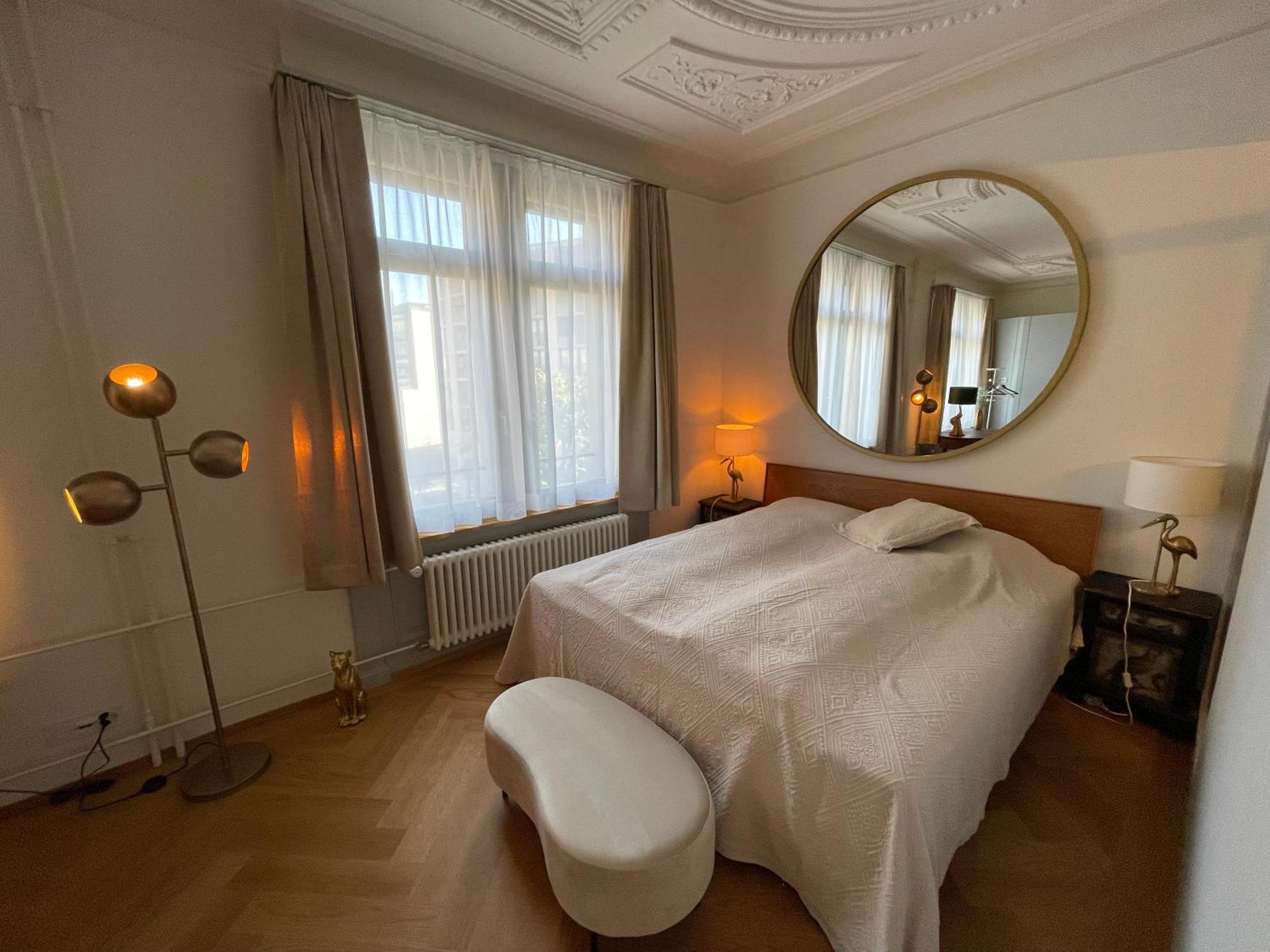 Apartment Exclusive Next To Main Station *