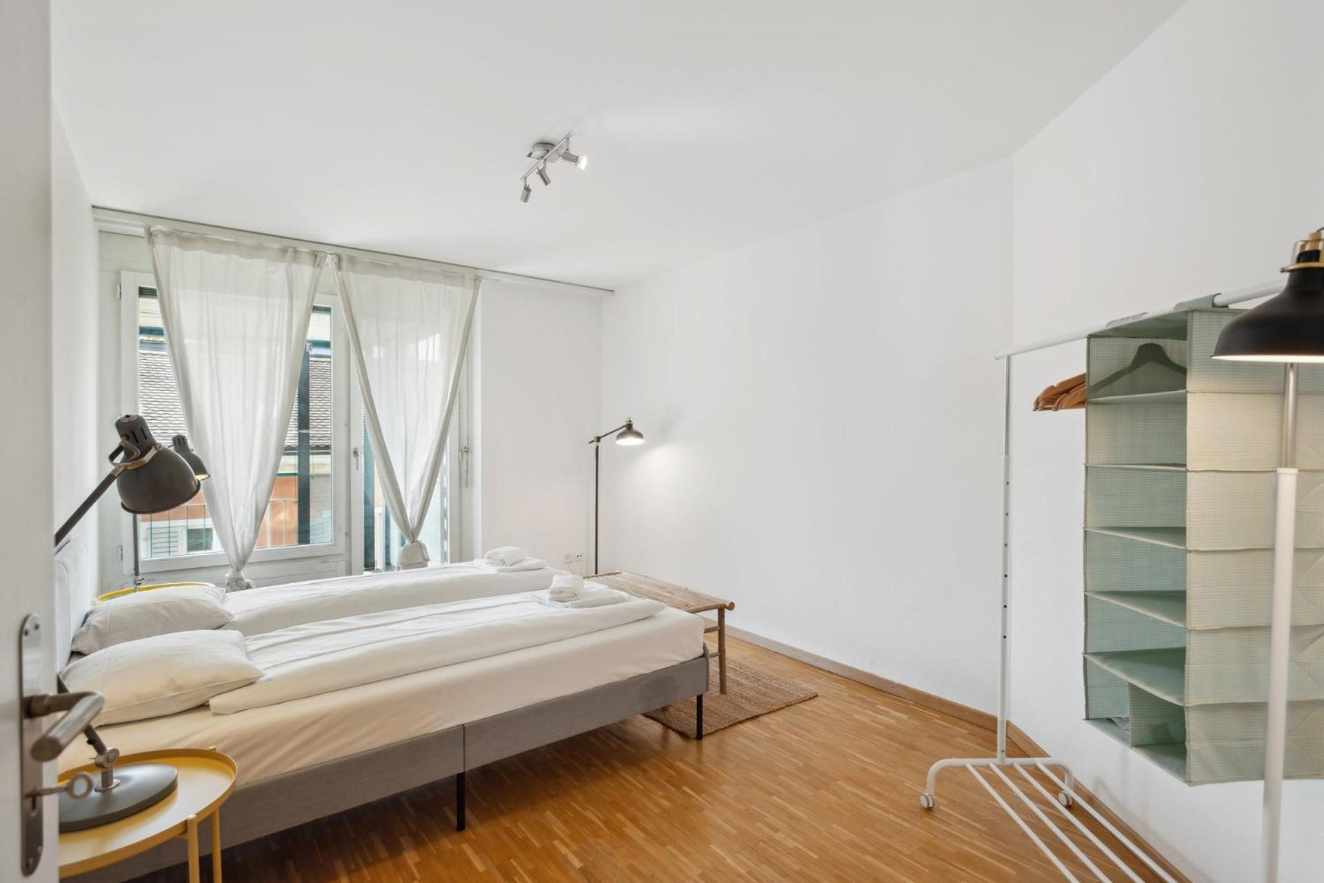 Spacious Hoting Zurich