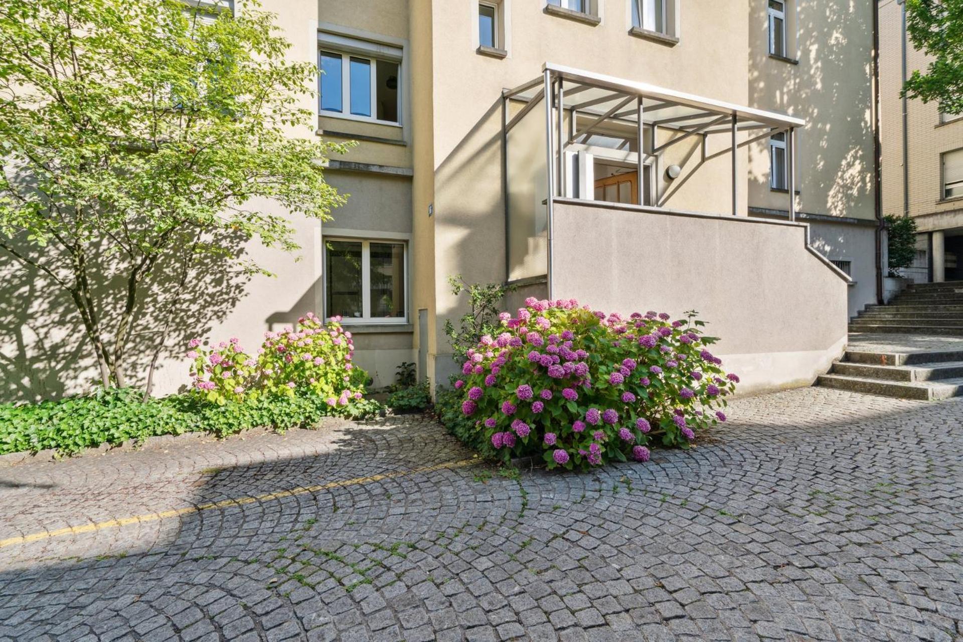 Spacious In The Heart Of Zltwg66 Apartment *