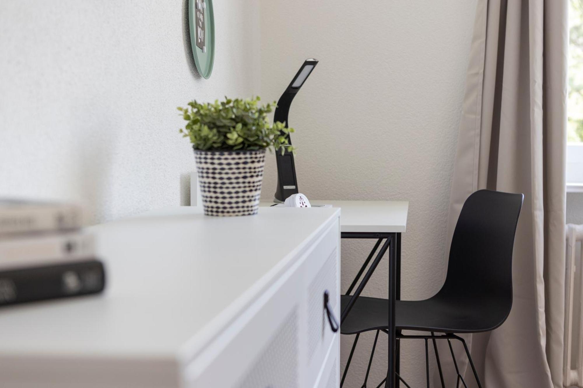 Stayy Bijou Balgrist Premium Near Hospitals - 24h Self Check-in - Parking