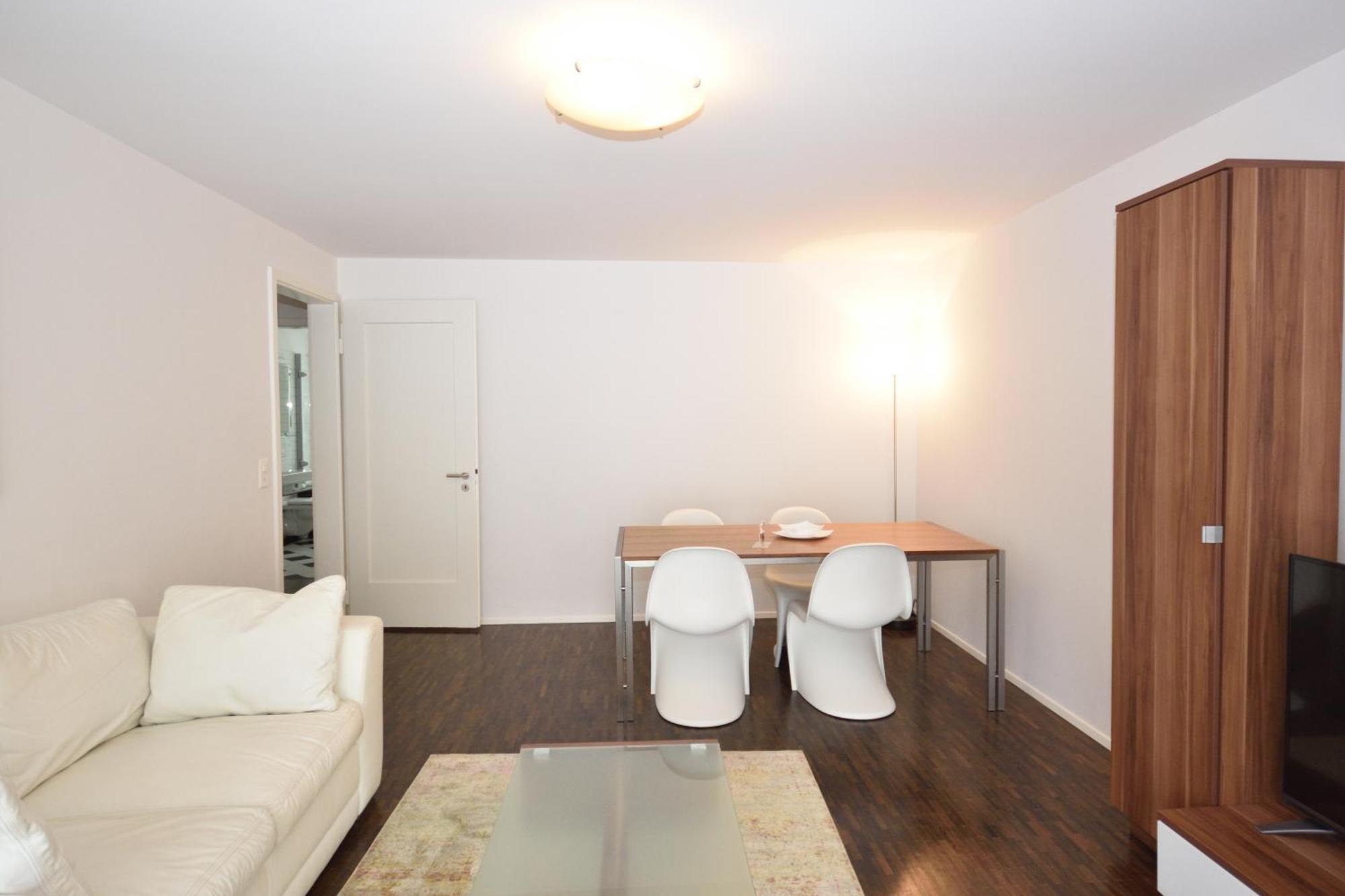 Pabs Residences - Florastrasse 28 Apartment