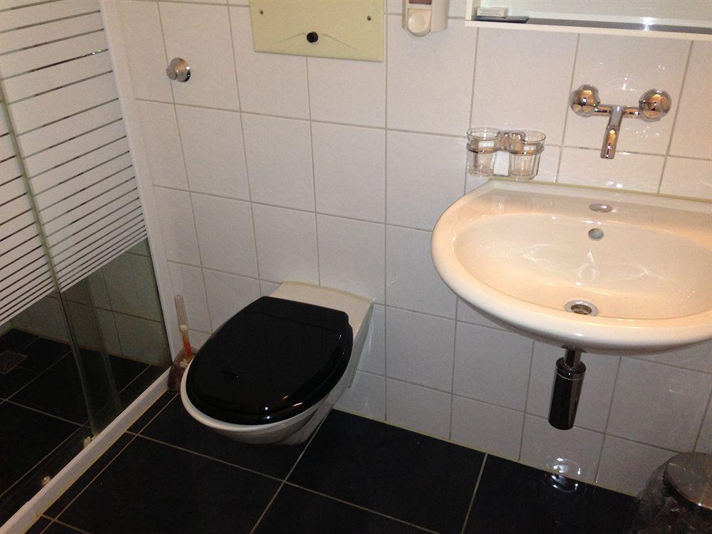City Center - Bellevue 3* Zurich