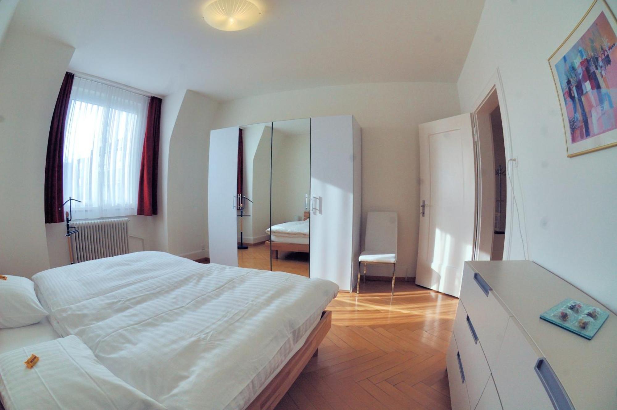 Spacious 2-bedroom Near - Stardust 32 Apartment *
