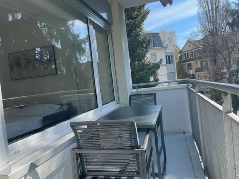 Beautiful, Quite And Very 2 Bedroom Flat Apartment Zürich