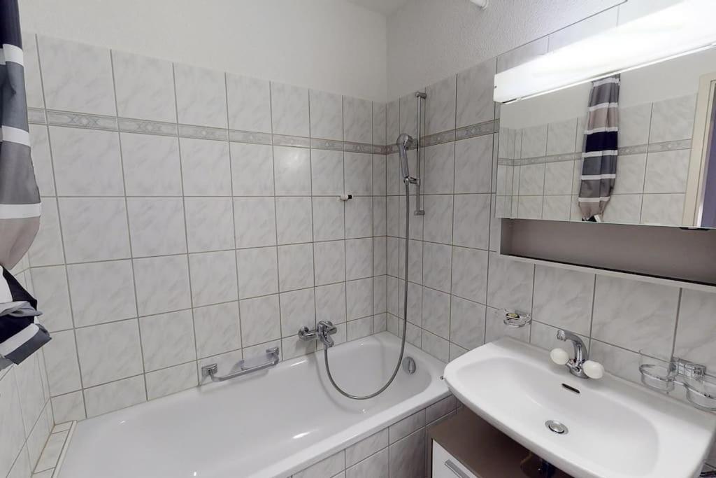Bright 1 Bedroom Flat In The Centre Apartment