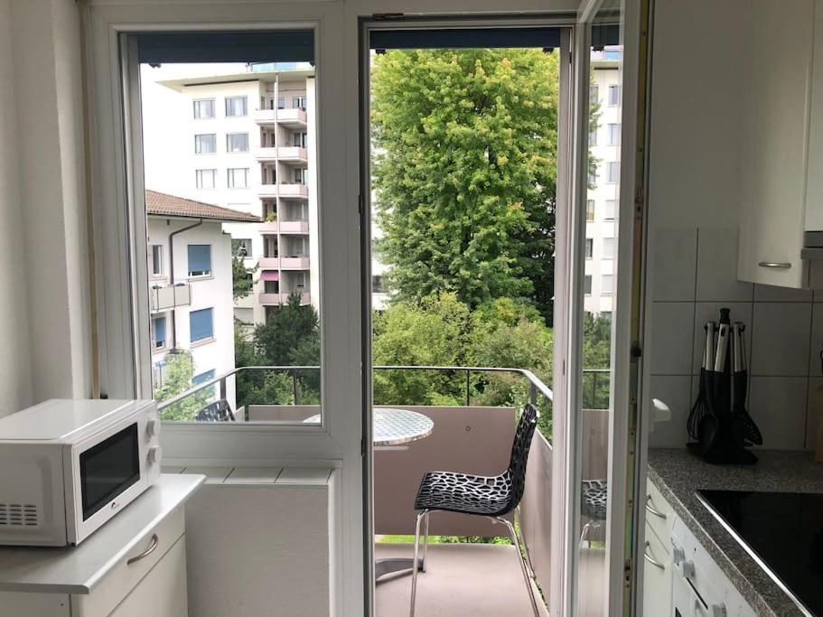 Bright 1 Bedroom Flat In The Centre *