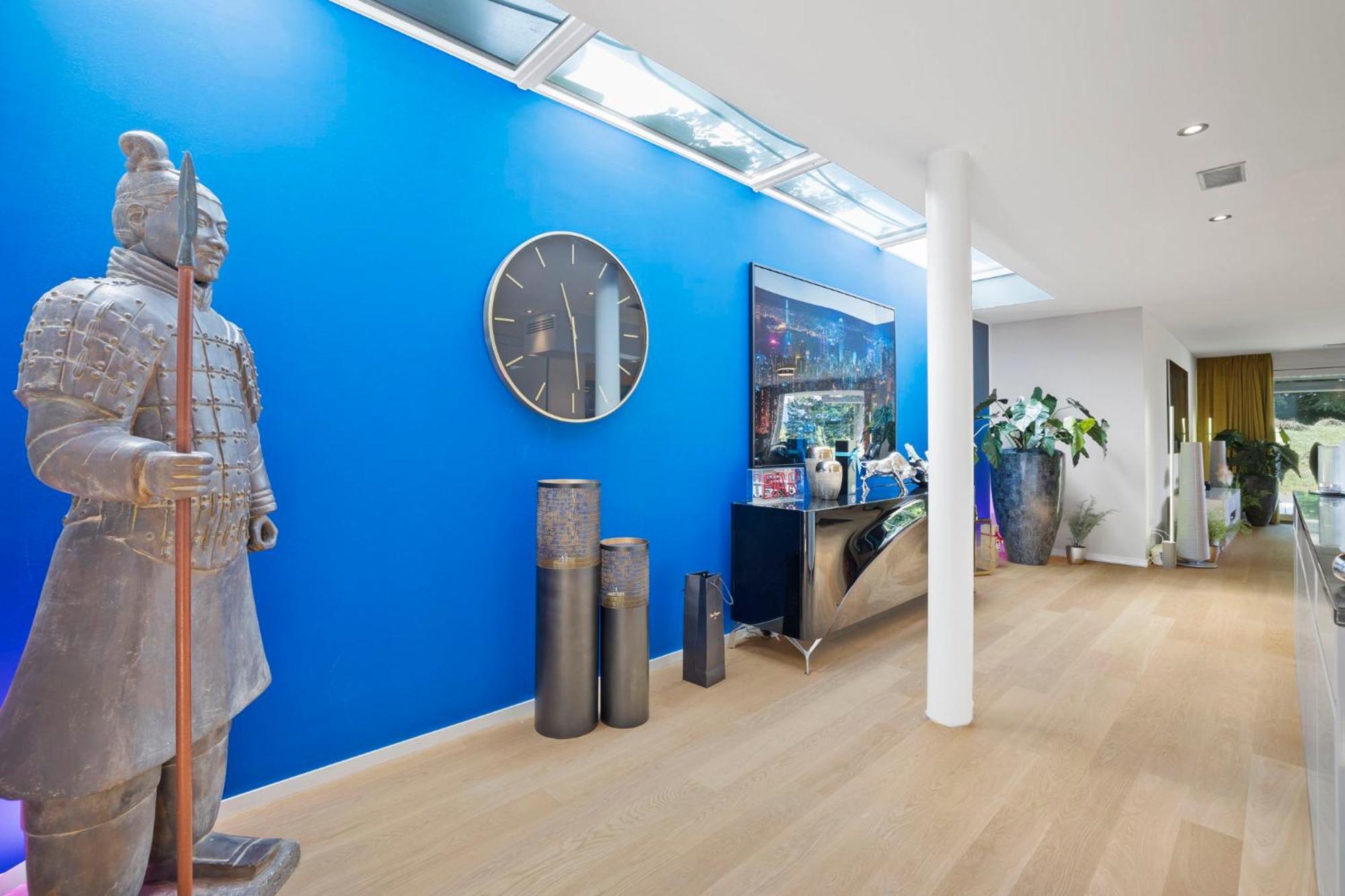 Exclusive Spacious Apt. With Garden In *