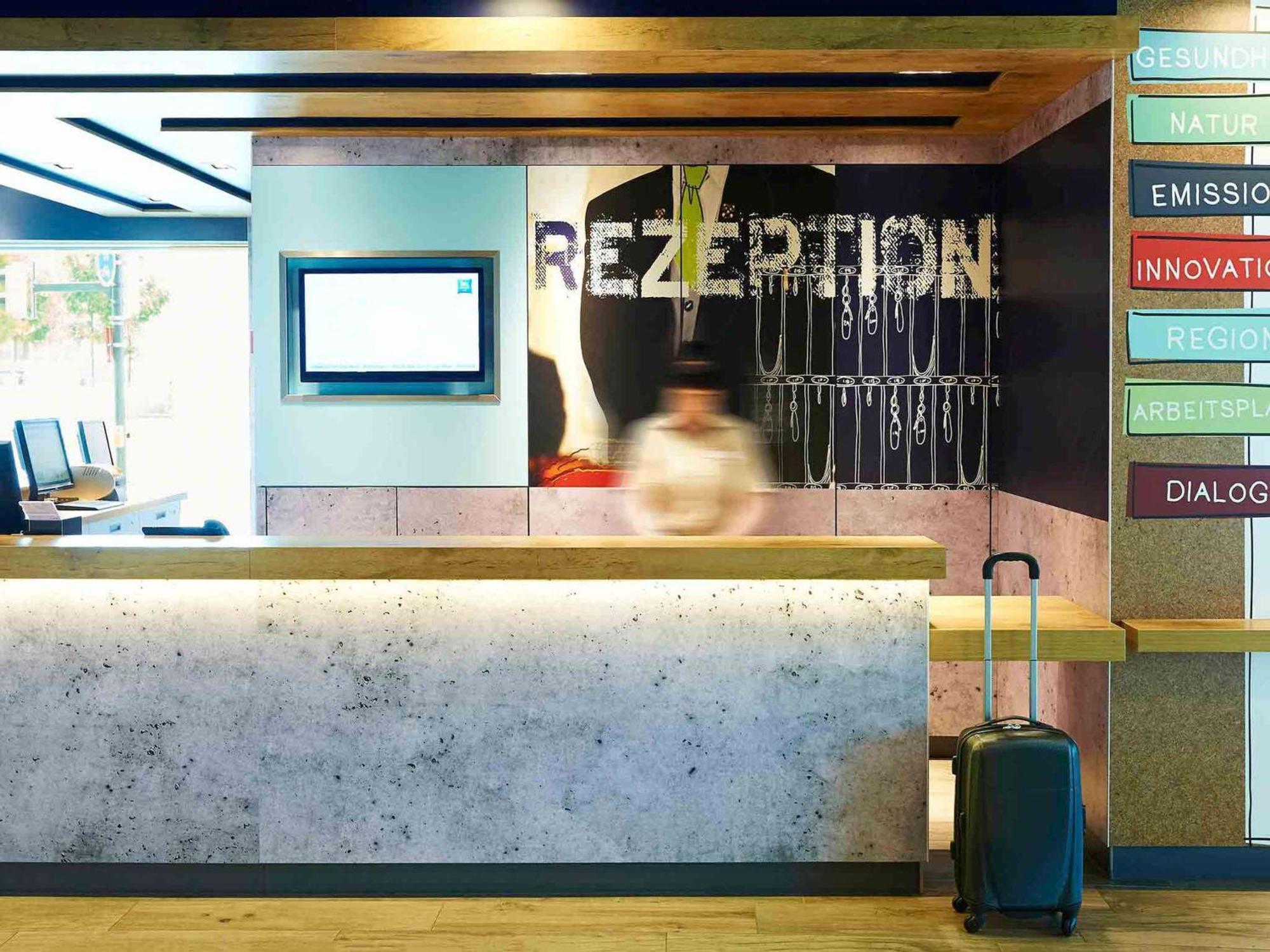 Ibis Budget West * Zurique