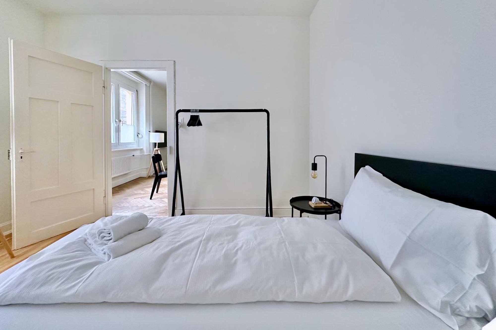 Citycentral 2 Bedroom Flat Near Main Station Apartment