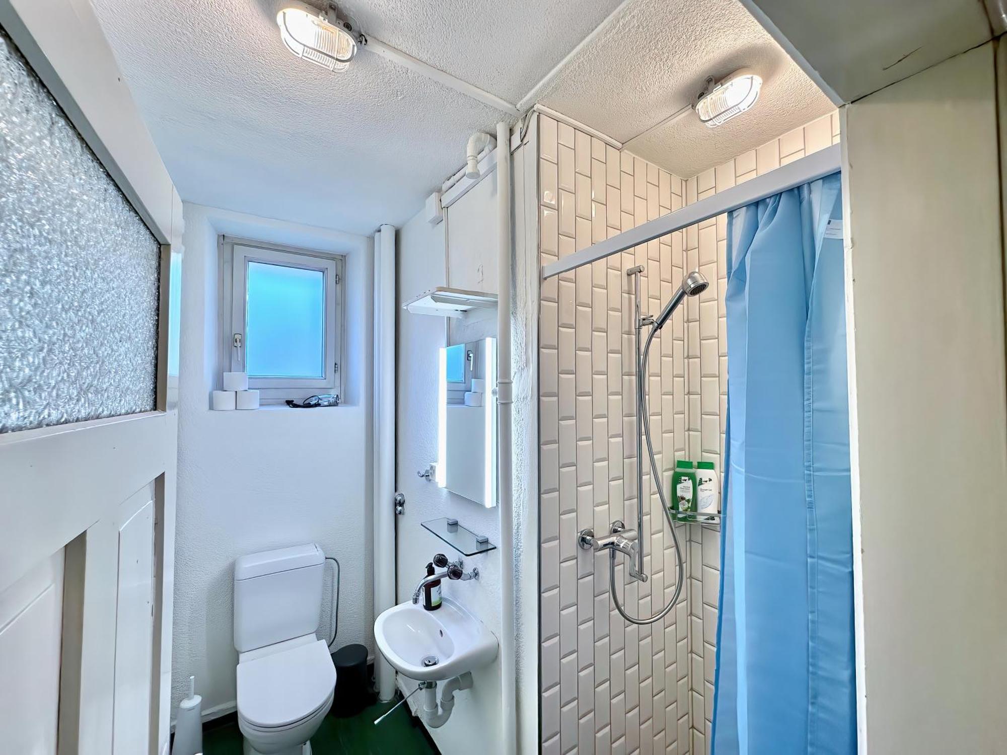 Apartment Citycentral 2 Bedroom Flat Near Main Station