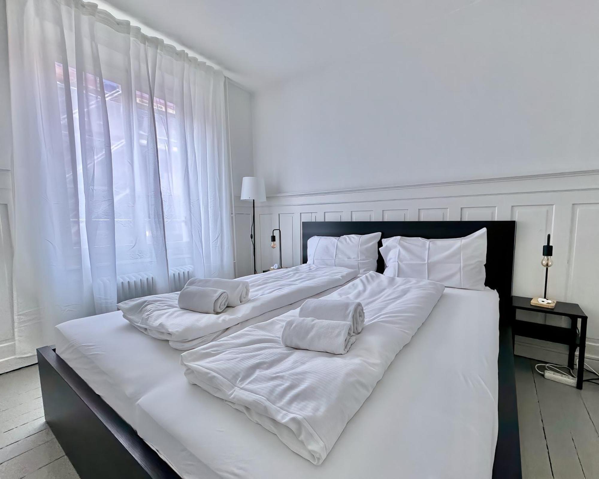 Citycentral 2 Bedroom Flat Near Main Station Apartment