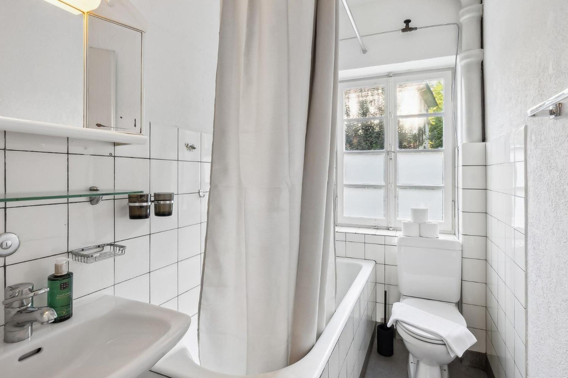 Homey Comfort In Oerlikon *