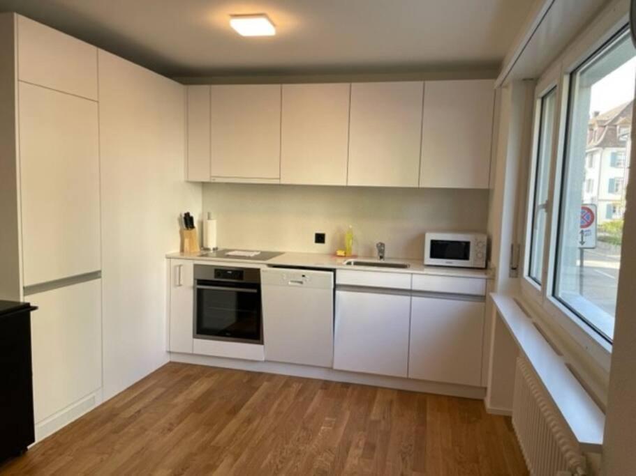 Apartment Sunny And Very 2br Flat - Sky8 *