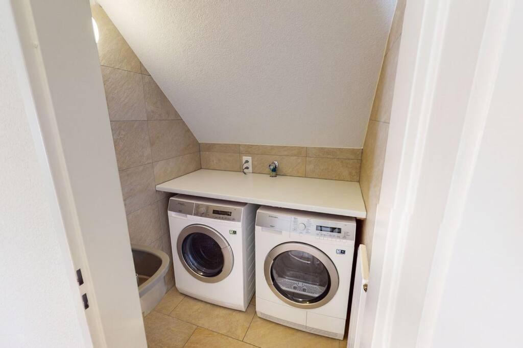 Fantastic Penthouse Near - Mainau 14