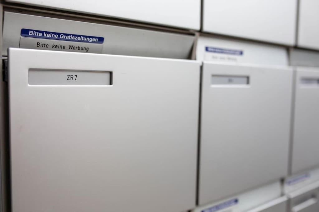 1 Bedroom Flat Center Near - D7 Apartment Zurich