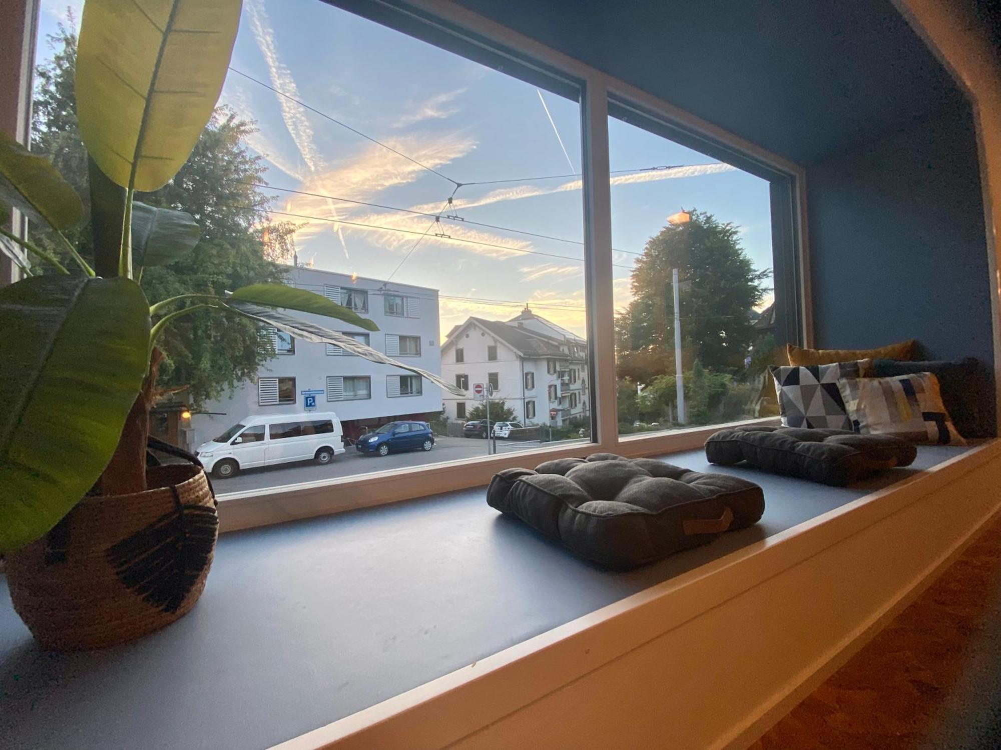 Apartment 120m2 Modern 3-bedroom Loft In *