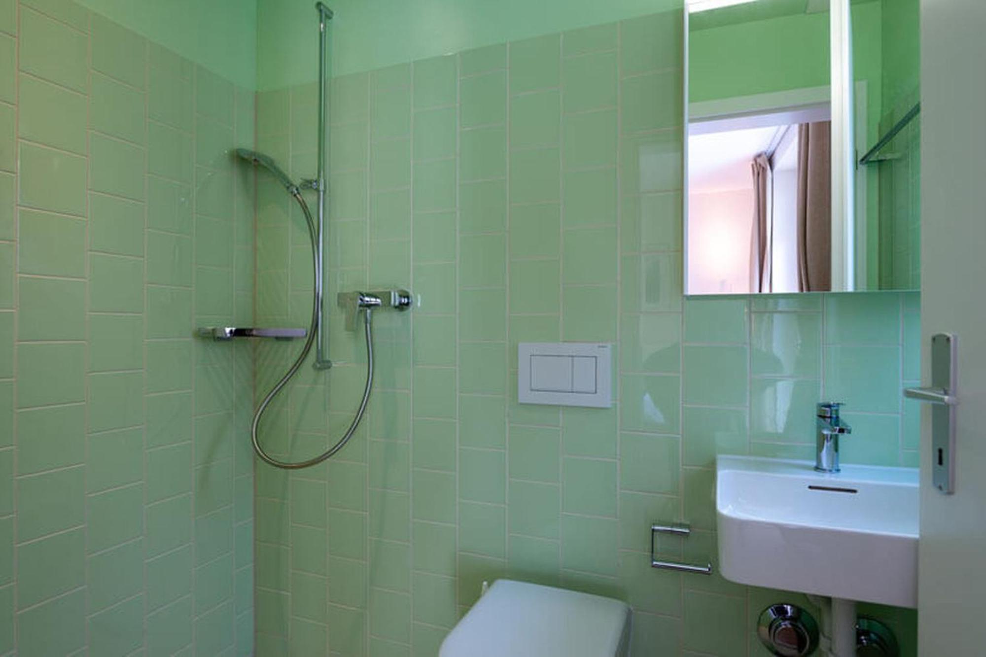 Hitrental Riesbach Apartment