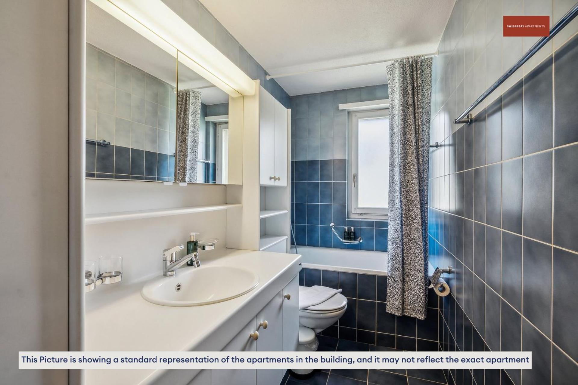 Urban Charm: Your Comfy Close To The