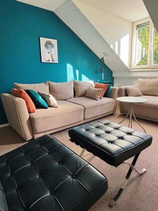 Swiss Apartment *