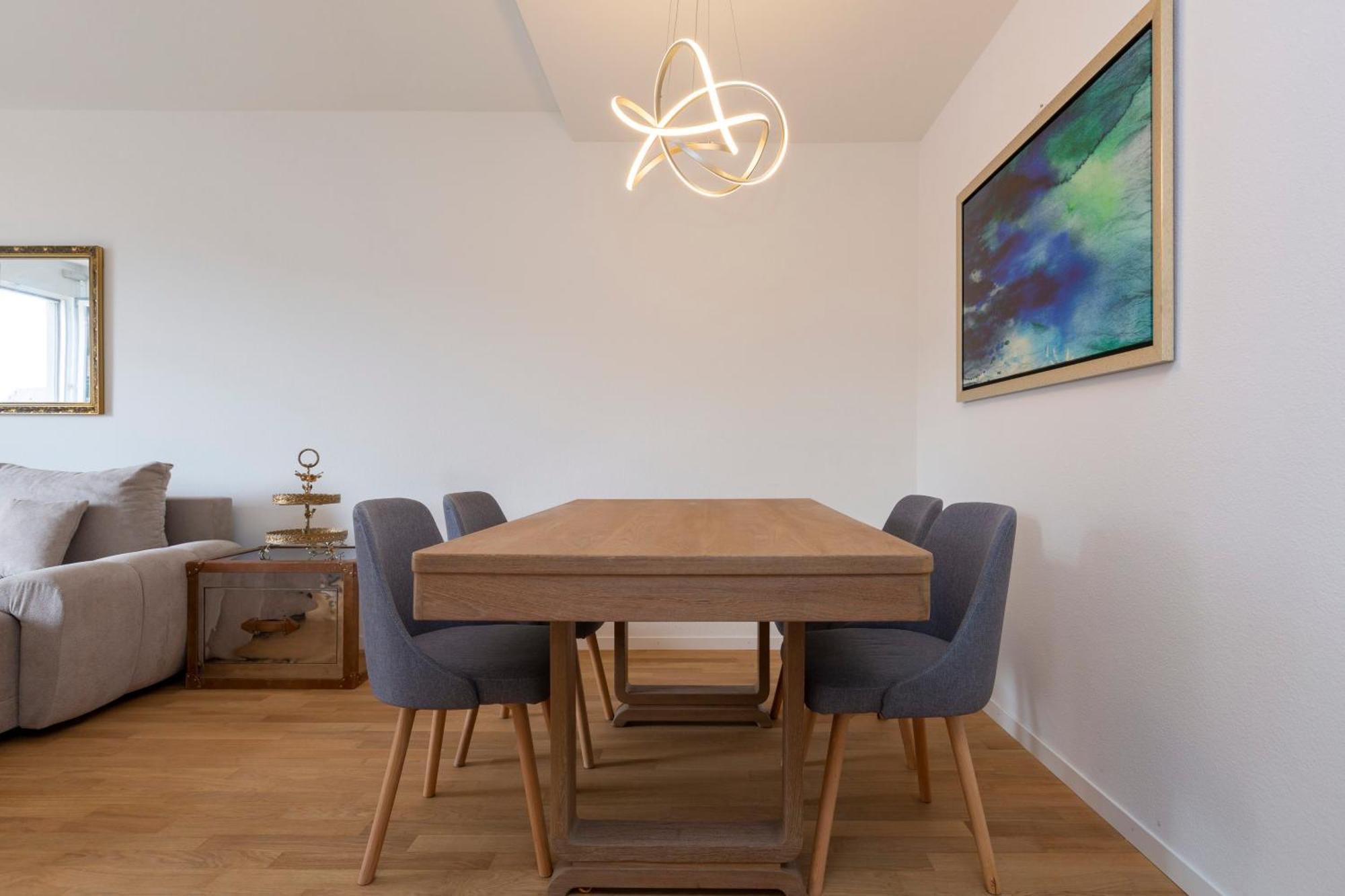 Kaya 4a - Downtown 2br With Balcony Apartment Zurich