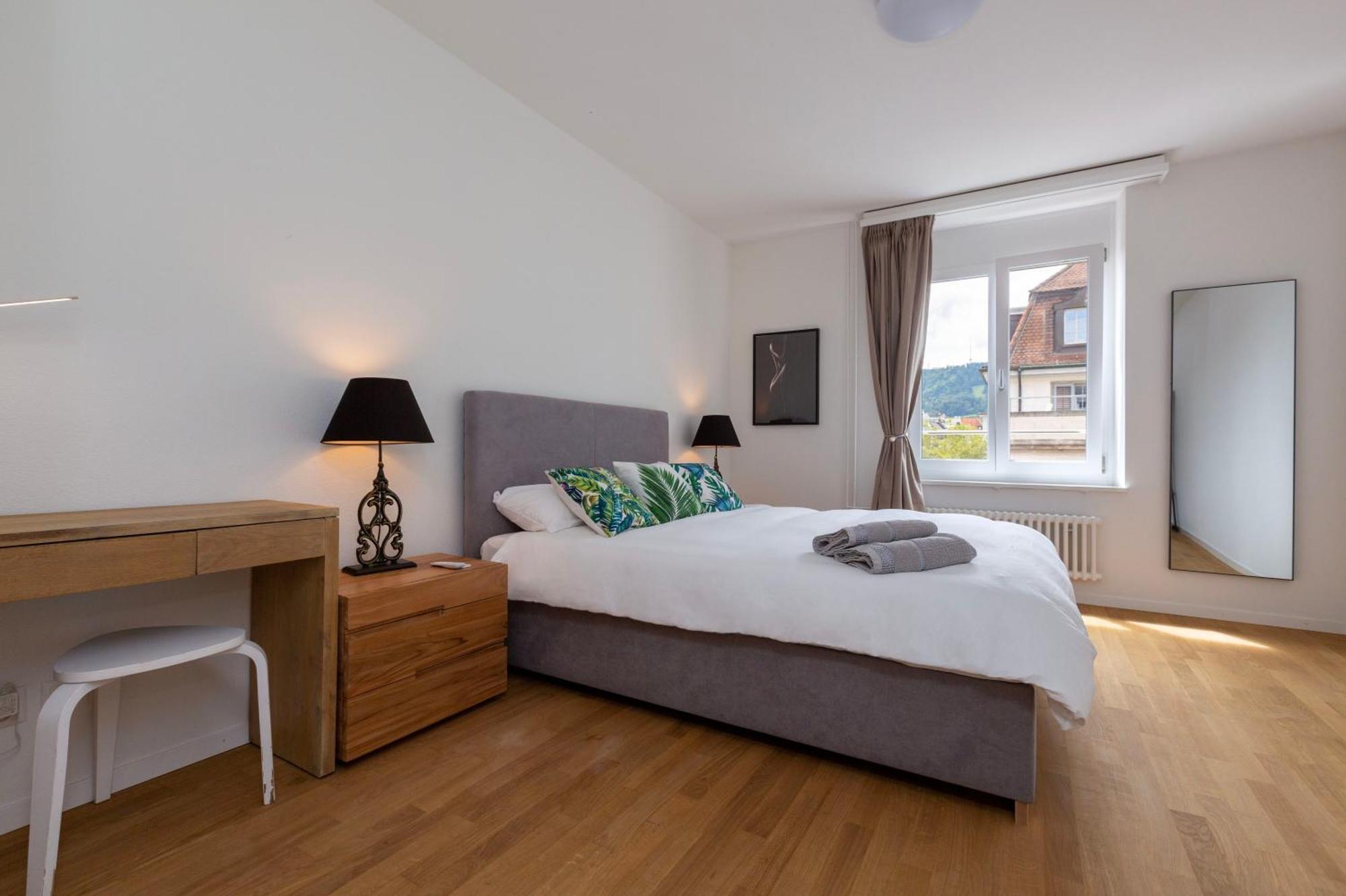 Apartment Kaya 4a - Downtown 2br With Balcony Zürich