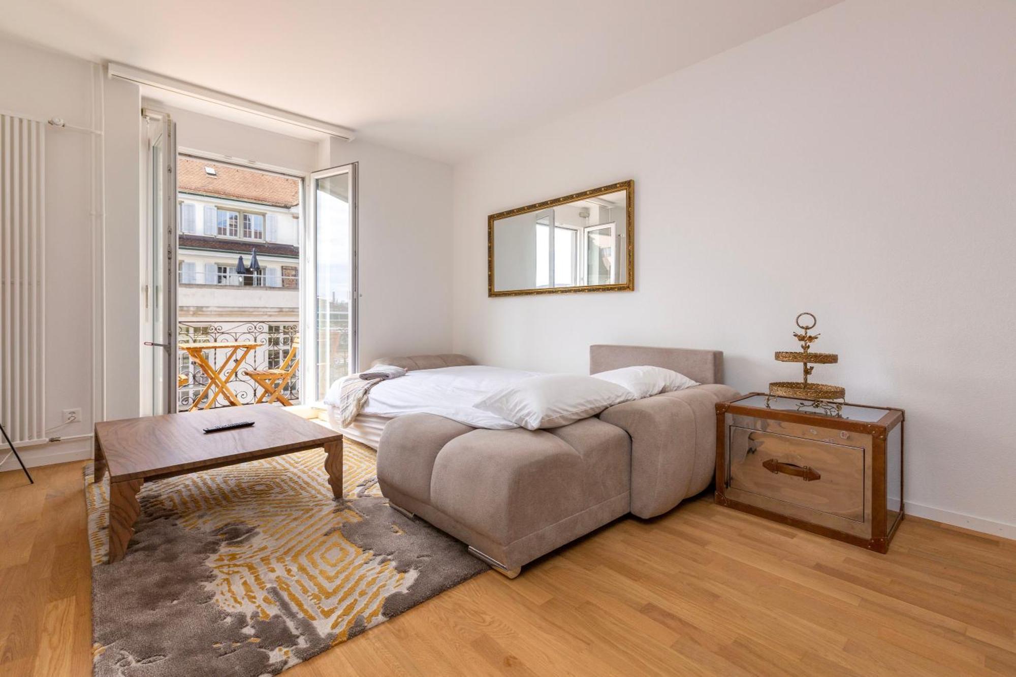 Kaya 4a - Downtown 2br With Balcony Apartment Zurich