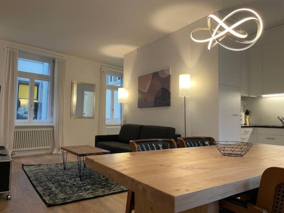 Elegant 2br - Canal3 Apartment *