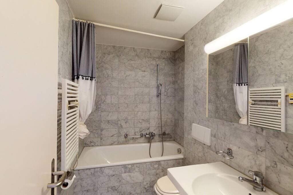 1br Near - Fb6 Apartment