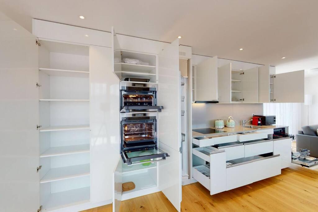 Stylish Penthouse In The City - Sun 17 Apartment