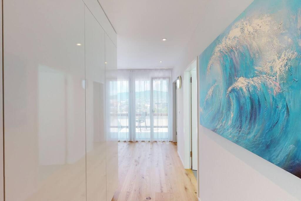 Apartment Stylish Penthouse In The - Sun 17 *