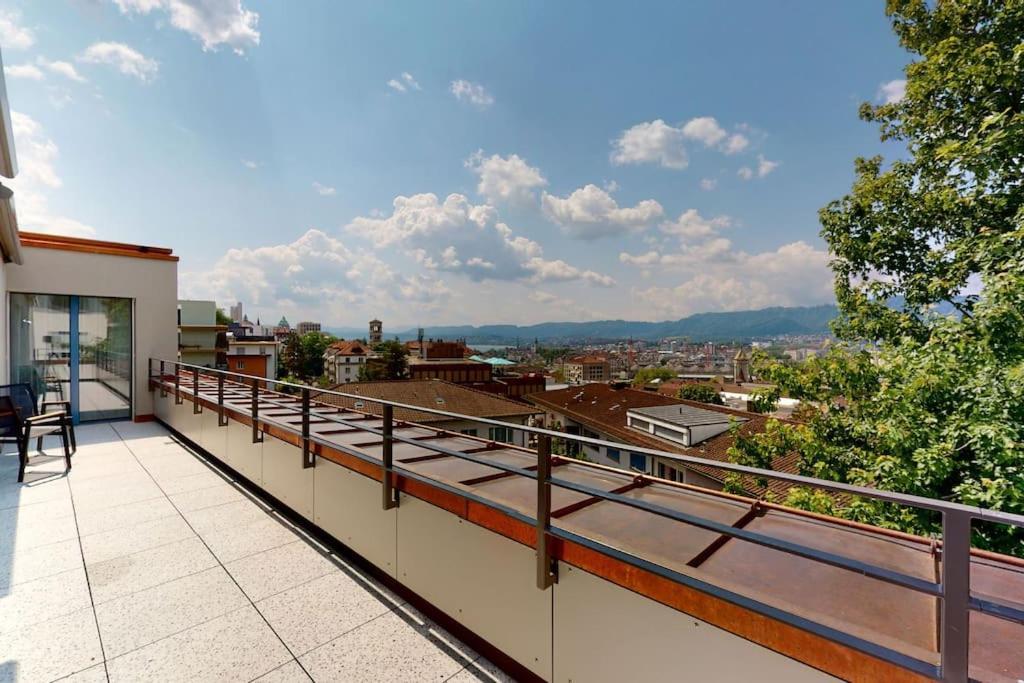 Stylish Penthouse In The City - Sun 17 Apartment