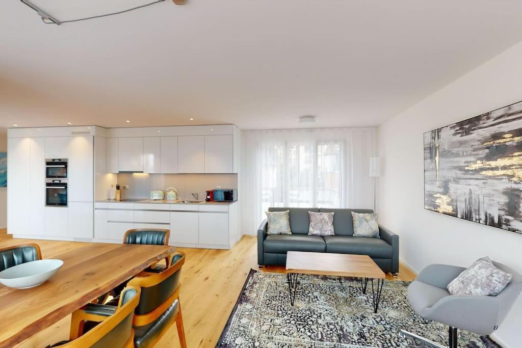 Stylish Penthouse In The City - Sun 17 Apartment